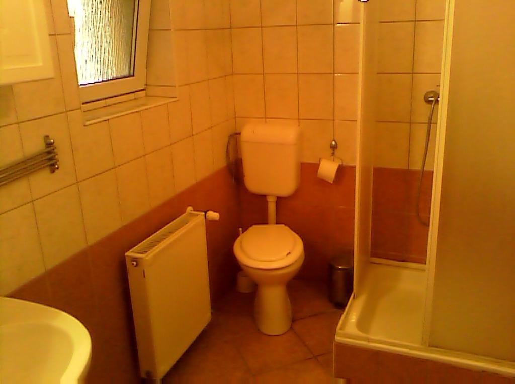 דירות Hajdúszoboszló Apartman Sas 6 חדר תמונה